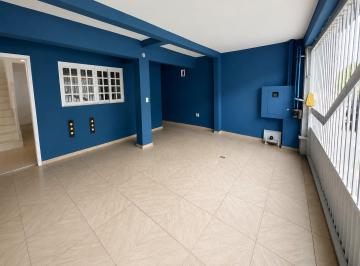 Casa · 100m² · 4 Quartos · 2 Vagas · 
                                Sobrado à Venda em Interlagos
                            