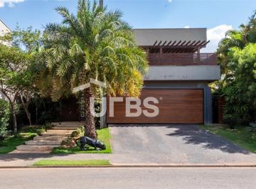 Casa · 450m² · 4 Quartos · 3 Vagas · Sobrado Mobiliado no Alphaville Cruzeiro do Sul