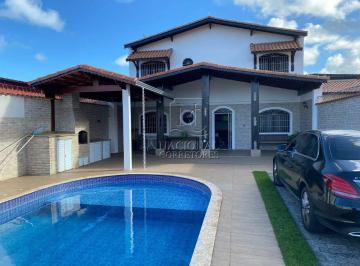 Casa · 150m² · 3 Quartos · 4 Vagas · Casa de Praia com Piscina