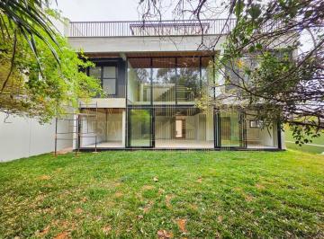 Casa · 450m² · 4 Quartos · 3 Vagas · Casa em condomínio à venda no Jardim Cordeiro | 4 quartos / 4 suítes