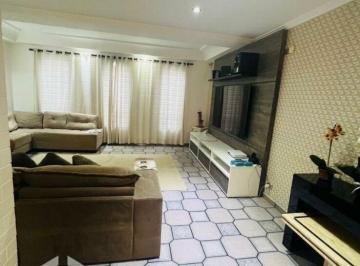Casa · 286m² · 3 Quartos · 4 Vagas · Sobrado à venda com 3 quartos, 1 suíte, 4 vagas, 286m² - Vila Nova