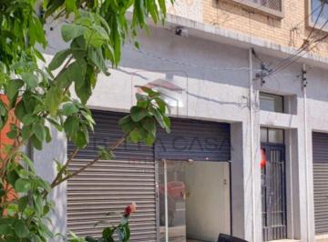 Comercial · 100m² · Loja em rua movimentada