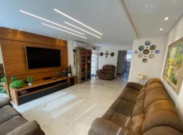 Casa · 289m² · 3 Quartos · 4 Vagas · Sobrado com 3 Quartos e 6 banheiros à Venda, 260 m²