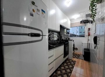 Apartamento · 48m² · 2 Quartos · 1 Vaga · Apartamento em Areias, São José/SC