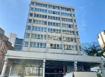 Comercial · 75m² · Sala comercial com 75m2 privativo, 6 ambientes, no centro de Joinville