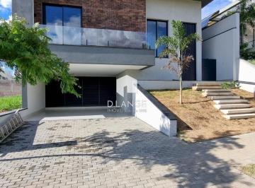 Casa · 216m² · 3 Quartos · 4 Vagas · Casa à venda no bairro Vila Bressani no Condomínio La Dolce Vita em Paulínia