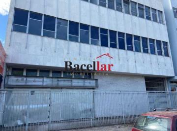 Comercial · 2400m² · Prédio :  / Comercial / Jacaré