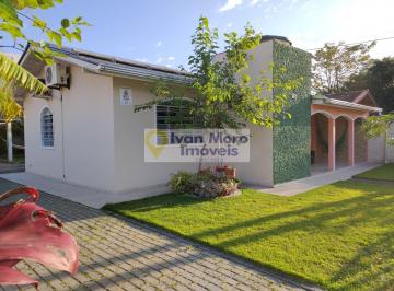 Casa · 3 Quartos · 3 Vagas · Casa em Daniela - aluguel temporada - Florianópolis – SC