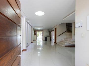 Casa · 145m² · 3 Quartos · 2 Vagas · Oportunidade no Lagos de Nova Ipanema