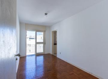 Apartamento · 45m² · 1 Quarto · Apartamento 1 quarto, com sacada, andar alto com vista livre - Centro Histórico