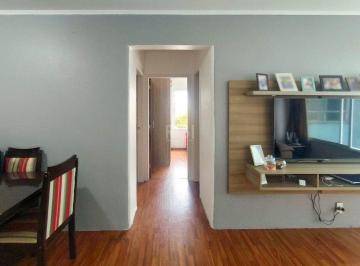 Apartamento · 66m² · 2 Quartos · Apartamento bairro cristal com ótima localização