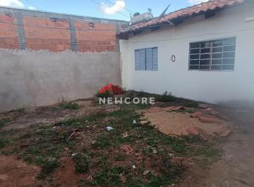 Casa · 60m² · 2 Quartos · 2 Vagas · Casa em Rua Roberto Torido Leite - Shopping Park - Uberlândia/MG