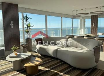 Apartamento · 296m² · 4 Quartos · 3 Vagas · Apartamento em Rua José Picoral - Centro - Torres/RS