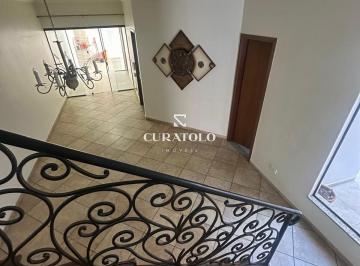 Casa · 280m² · 3 Quartos · 4 Vagas · Casa sobrado à venda com 3 suítes e 4 vagas no Olímpico, São Caetano do Sul.