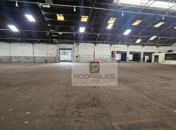 f76c733c2a9c37891521816908df6af8ded3665e · Galpão para alugar, 1.900 m² por R$ 60.000/mês - Santa Paula - São Caetano do Sul/SP