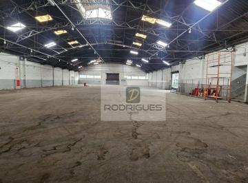 3e0ace2b4c7bc1b4d50494427766c7a08acfb802 · Galpão para alugar, 1.900 m² por R$ 60.000/mês - Santa Paula - São Caetano do Sul/SP