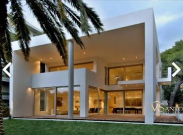 a8f4772f831500d40cfb4d5dd1a917ba7def3de0 · Casa à venda, 360 m² por R$ 2.200.000,00 - Canasvieiras - Florianópolis/SC