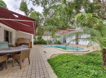 Casa · 380m² · 5 Quartos · 5 Vagas · Casa térrea com 5 quartos à venda em Granja julieta - SP