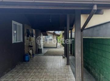b6f9b21a · Casa, 3 dormitórios, 170 m², em Carianos