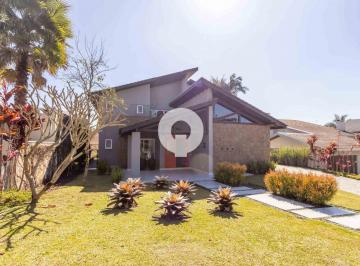FOIM 0119 · CASA À VENDA, 4 SUÍTES, CONDOMÍNIO FECHADO, TODA REFORMADA, PARA ENTRAR E MORAR