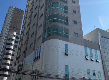 Apartamento de 3 quartos, Itapema · Apartamento de 3 suítes em 24 vezes para pagar ! Em Meia Praia