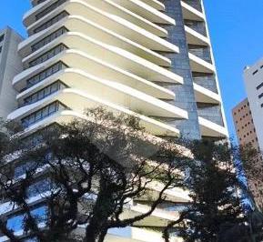 Apartamento de 3 quartos, Curitiba · Apartamento no Bairro Batel com 323,66 m².