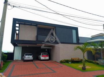 Casa · 450m² · 4 Quartos · 6 Vagas · Casa à venda em Campinas, Swiss Park, com 4 suítes, com 450 m², Saint Moritz - Swiss Park