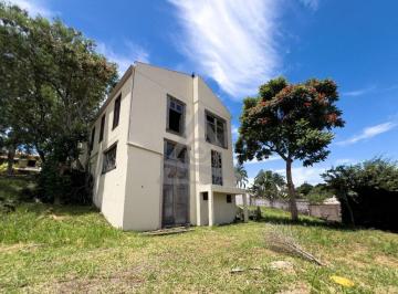 Casa · 338m² · 2 Quartos · 4 Vagas · Casa à venda em Campinas, Loteamento Caminhos de San Conrado (Sousas), com 2 suítes, com 338 m²