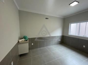 Comercial · 130m² · 4 Quartos · Casa para alugar em Campinas, Bosque, com 4 quartos, com 130 m²