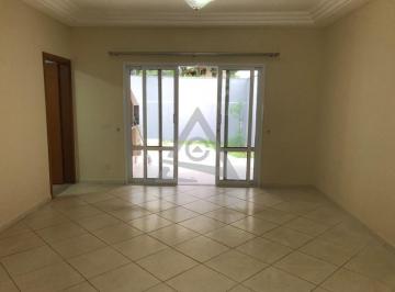 casa em condominio · Casa à venda em Valinhos, Roncáglia, com 3 suítes, com 212 m², Residencial São Joaquim
