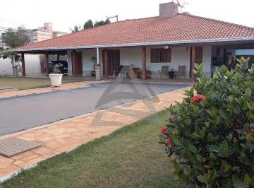 Casa · 300m² · 3 Quartos · 1 Vaga · Casa à venda em Paulínia, Santa Terezinha, com 3 quartos, com 300 m²