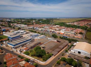 Comercial · 1726m² · Galpão à venda e para alugar em Jaú, Vila Industrial, com 1726 m²