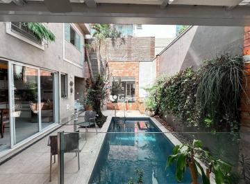6d4ddea77d5dc950f150e5d85812573e3edcc407 · Casa com 4 quartos - vila - Alto Padrão - piscina - reformada - excepcional -Exclusividade ! 3 vagas