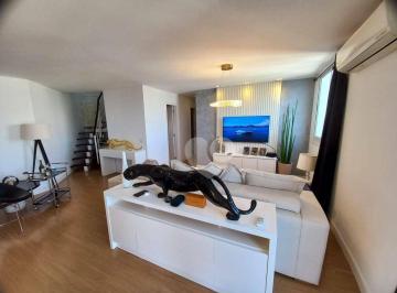 e50dbe7f081fb31b4d656af89e728431782f2880 · Maravilhosa cobertura duplex com 4 quartos no Península
