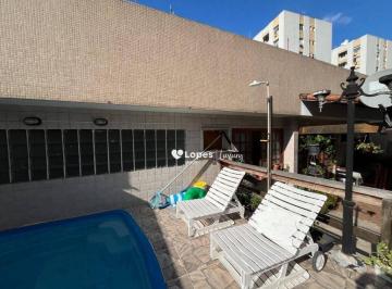 97c674219e49143f04034763982c9bd5d4d6627c · Cobertura, Grajaú,3 quartos,piscina,churrasqueira e vaga na escritura.valor R$ 850.000,00