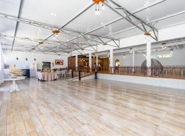 Comercial , São José dos Pinhais · Salão Comercial Amplo com 387m² Aceita Permuta - São José dos Pinhais - pr