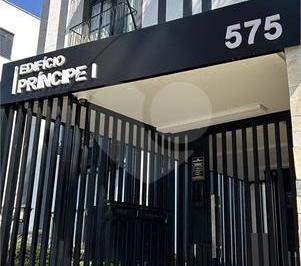 Apartamento de 3 quartos, Curitiba · Apartamento Retrofit 3 Quartos 2 vagas - Cabral - Alberto Folloni