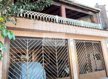 Casa · 240m² · 4 Quartos · 3 Vagas · Sobrado à venda em São Bernardo do Campo, Alves Dias, com 4 quartos, com 240 m²
