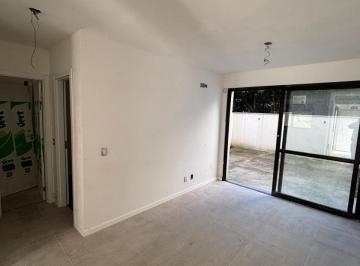 apartamento-sala-saida-pátio · Garden 1 Dormitório com Terraço e Pátio na Lima e Silva – Cidade Baixa