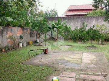 Casa · 100m² · 4 Quartos · 2 Vagas · Casa com 4 dormitórios no bairro Niterói em Canoas