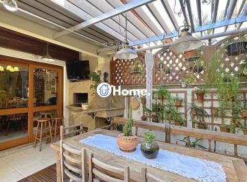 Casa · 234m² · 3 Quartos · 2 Vagas · Casa à venda - em Cavalhada