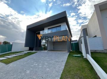 Fachada da casa · Luxo e Exclusividade no Arquipélago de Manguinhos: Casa com 4 Suítes, Área Gourmet e Piscina Privati