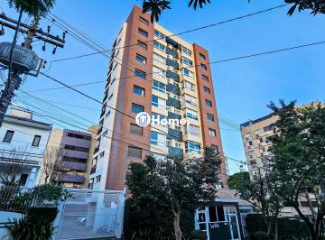 Apartamento · 69m² · 2 Quartos · 2 Vagas · Apartamento Impecável no Petrópolis - 2 D (1 Suíte)