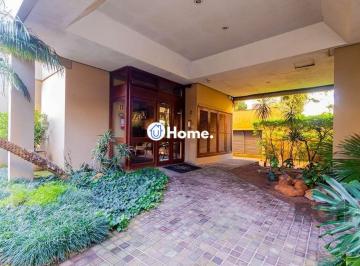 Apartamento · 93m² · 2 Quartos · 1 Vaga · apartamento de 2 quartos, suíte e 1 vaga de garagem no bairro Menino Deus