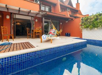 Casa · 329m² · 3 Quartos · 2 Vagas · Casa em condomínio fechado a venda no bairro Três Figueiras.