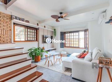 Casa · 220m² · 3 Quartos · 2 Vagas · Casa em condomínio fechado, 3 dormitórios, suíte e duas vagas de garagem