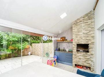 Casa · 108m² · 3 Quartos · 2 Vagas · Casa em Condomínio com 3 Quartos, Piscina, Quintal e 2 Vagas