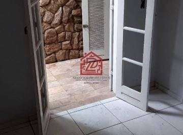 Casa · 130m² · 3 Quartos · Casa com 3 dormitórios à venda por R$ 550.000,00 - Centro - Macaé/RJ