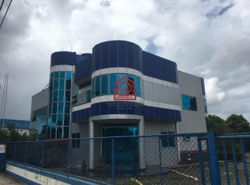 Comercial · 7800m² · 8 Vagas · Galpão para Locação em Lagomar, Macaé | 7.800m² e 6 Banheiros