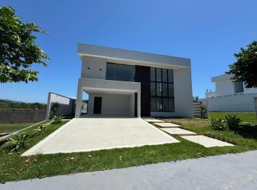 Casa · 206m² · 3 Quartos · 2 Vagas · Casa à Venda em Alphaville Rio das Ostras, 3 Suítes, 206m²
